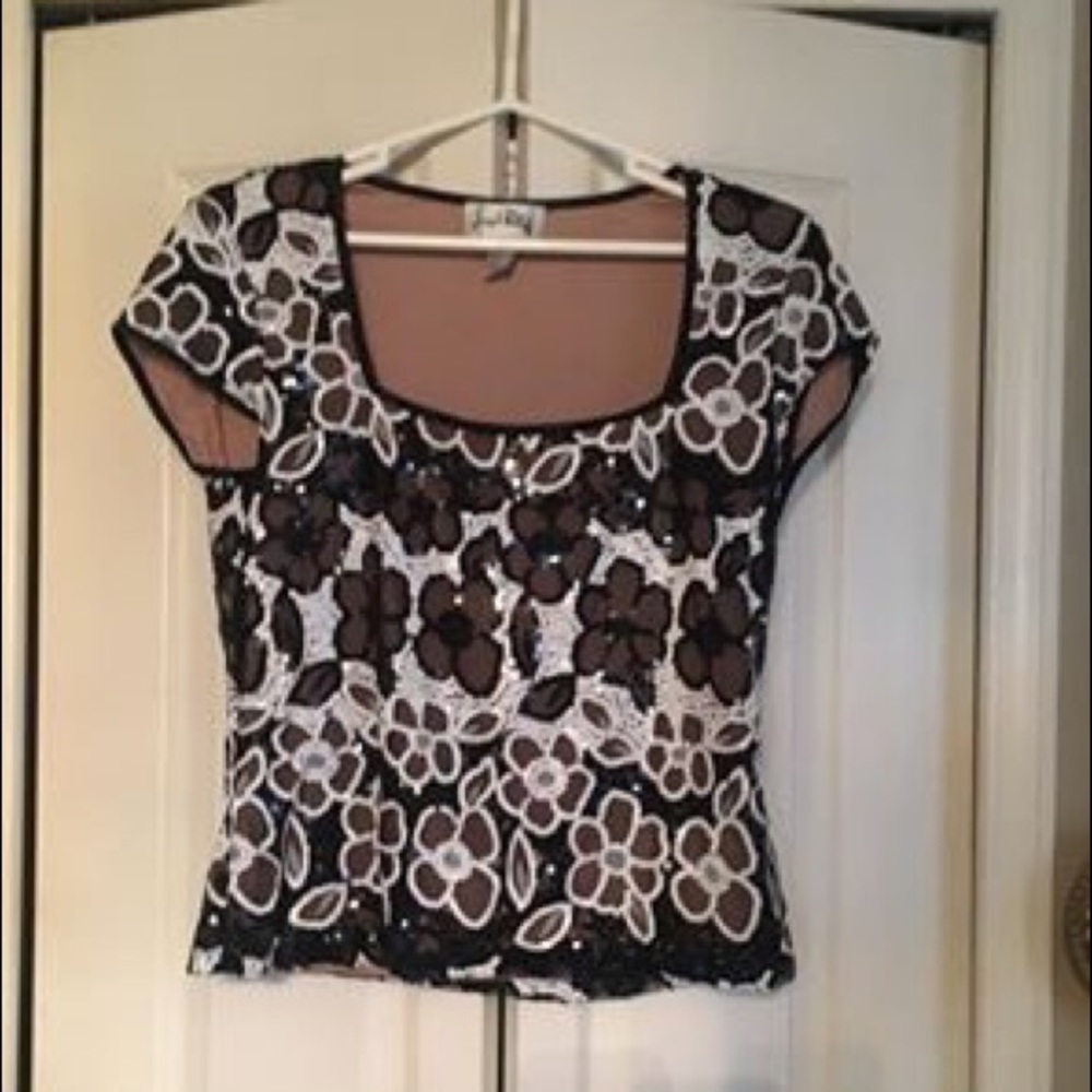 Joseph Ribkoff beaded top Size M